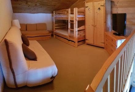 Rent in ski resort 2 room mezzanine apartment 6 people (151) - Résidence le Creux de l'Ours D - Méribel-Mottaret