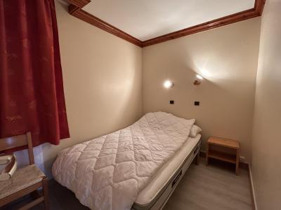 Alquiler al esquí Apartamento 2 piezas para 5 personas (044) - Résidence le Creux de l'Ours D - Méribel-Mottaret - Habitación