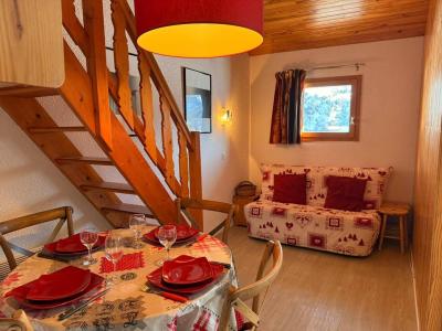Rent in ski resort Studio mezzanine 6 people (178) - Résidence le Creux de l'Ours D - Méribel-Mottaret - Living room