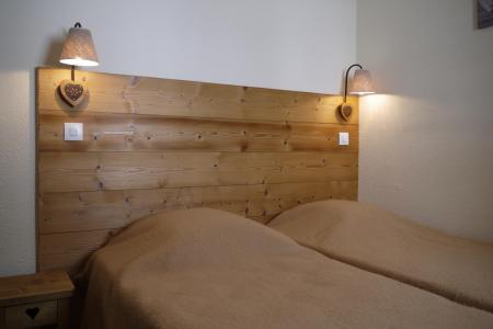 Rent in ski resort 2 room apartment 4 people (304) - Résidence le Plan du Lac - Méribel-Mottaret