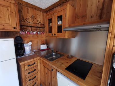 Ski verhuur Appartement 2 kamers bergnis 6 personen (104) - Résidence le Ruitor - Méribel-Mottaret - Keukenblok