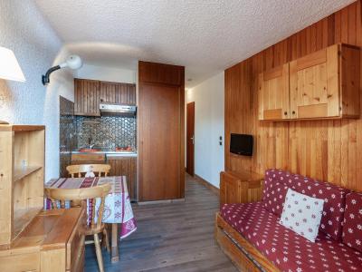 Rent in ski resort Studio 2 people (111) - Résidence le Ruitor - Méribel-Mottaret - Apartment