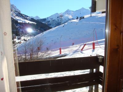 Location au ski Studio 3 personnes (002) - Résidence les Provères - Méribel-Mottaret - Balcon