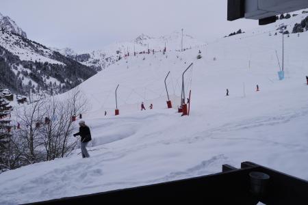 Location au ski Studio 3 personnes (002) - Résidence les Provères - Méribel-Mottaret - Balcon