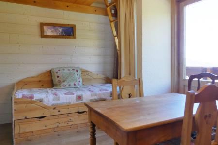 Rent in ski resort Studio 3 people (034) - Résidence Mont Vallon - Méribel-Mottaret - Living room
