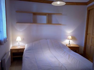 Skiverleih 2-Zimmer-Holzhütte für 7 Personen (021) - Résidence Moraine - Méribel-Mottaret - Schlafzimmer