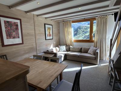 Rent in ski resort 4 room mezzanine apartment 9 people (026) - Résidence Nantchu - Méribel-Mottaret