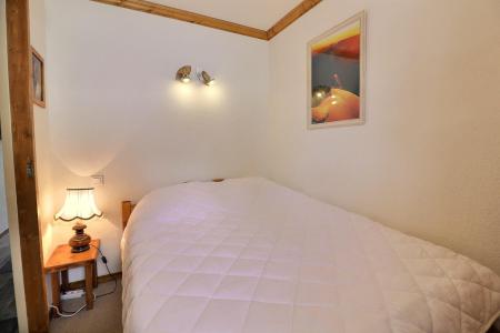 Rent in ski resort 2 room apartment 4 people (012) - Résidence Provères - Méribel-Mottaret - Apartment