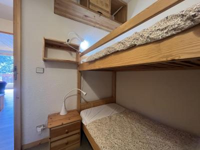 Skiverleih 2-Zimmer-Holzhütte für 6 Personen (008) - Résidence Sérac - Méribel-Mottaret - Offener Schlafbereich