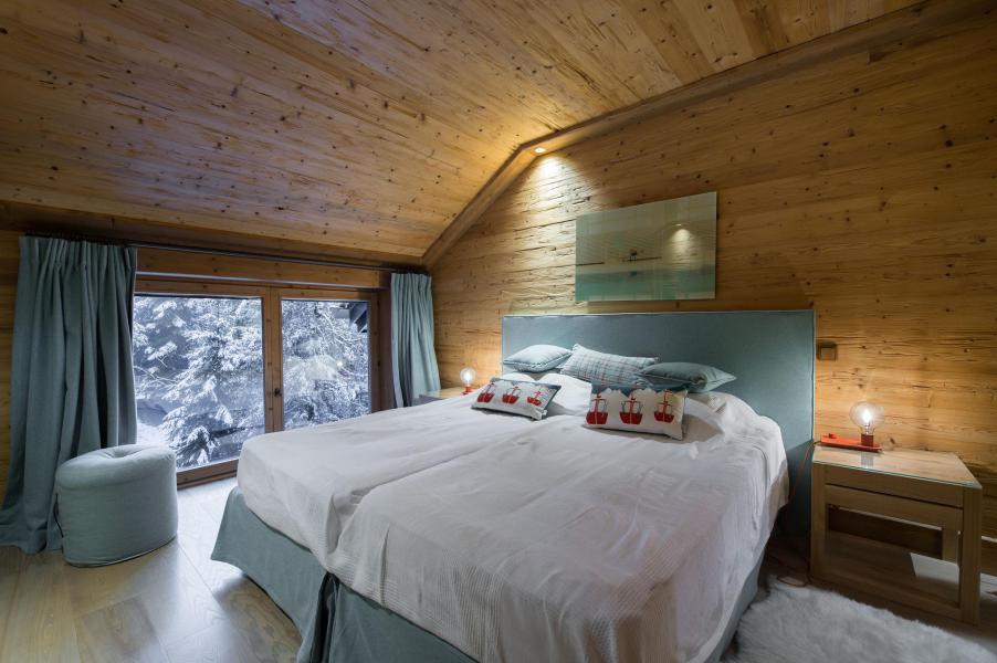 Rent in ski resort 7 room chalet 13 people - Chalet Adalta - Méribel - Bedroom