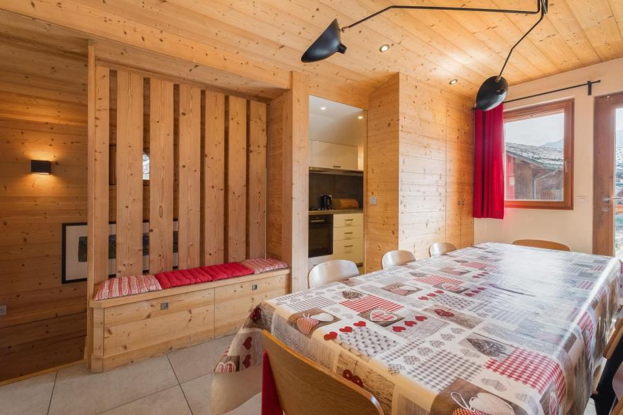 Rent in ski resort 5 room chalet 8 people - Chalet Arbe - Méribel - Living room