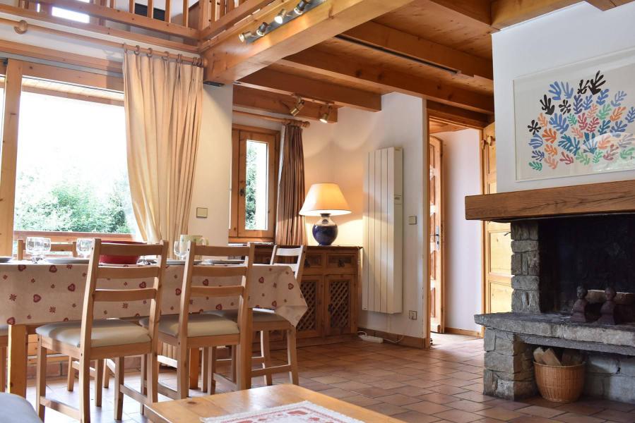 Rent in ski resort 3 room duplex chalet 6 people (MRB000-107) - Chalet Bonmartin - Méribel - Living room