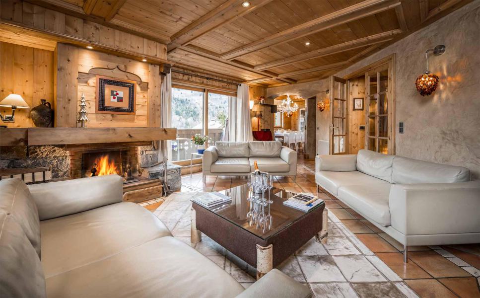 Rent in ski resort Chalet Brioche - Méribel - Fireplace