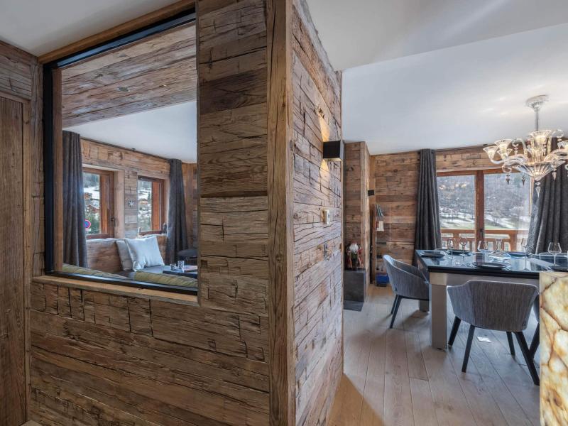 Rent in ski resort 5 room chalet 8 people - Chalet Cherferie - Méribel - Living room