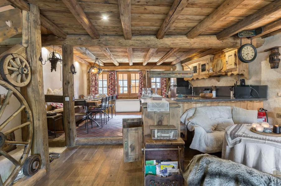 Аренда на лыжном курорте Апартаменты 7 комнат 12 чел. - Chalet Dzintila - Méribel - Салон