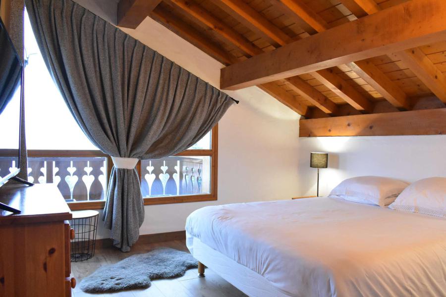 Rent in ski resort 4 room chalet 6 people (MRB000-050) - Chalet L'Etagne - Méribel - Bedroom