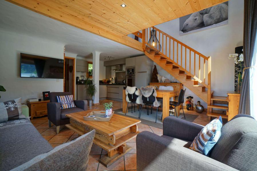 Rent in ski resort 4 room chalet 6 people (MRB000-050) - Chalet L'Etagne - Méribel - Living room