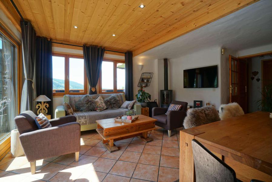 Rent in ski resort 4 room chalet 6 people (MRB000-050) - Chalet L'Etagne - Méribel - Living room