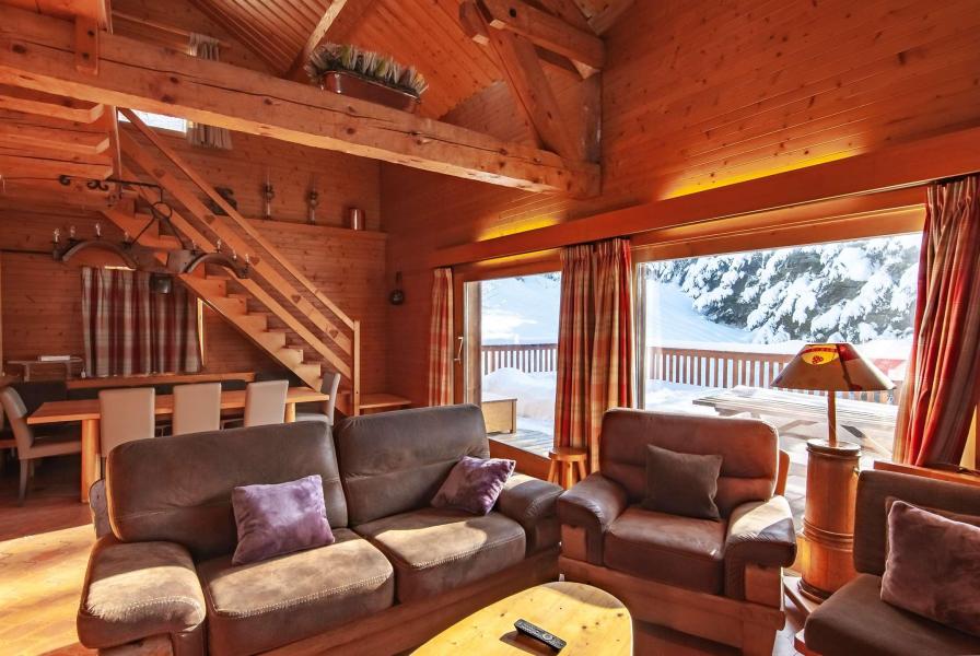 Rent in ski resort 10 room triplex chalet 12 people - Chalet le Grillon - Méribel - Living room