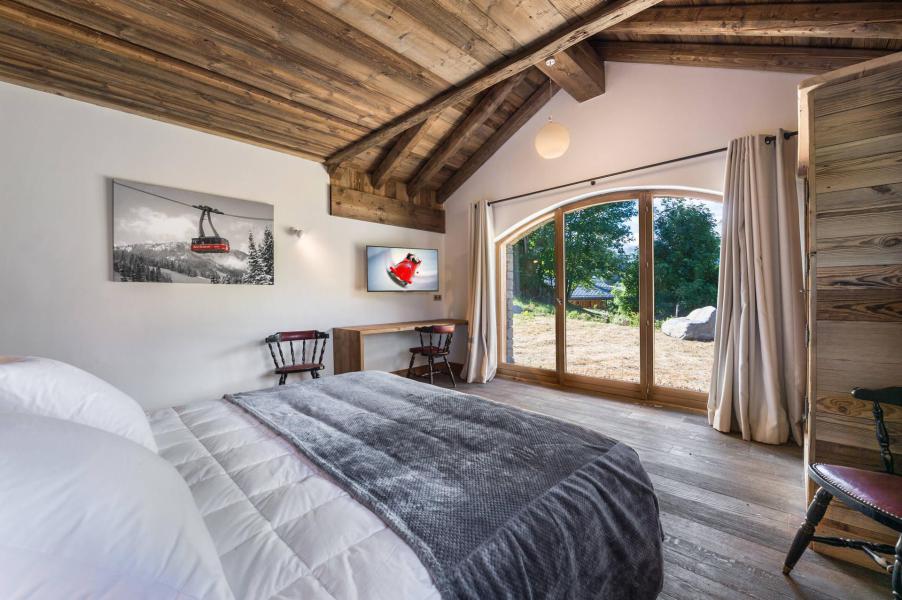 Rent in ski resort 7 room chalet 14 people - Chalet Queen Mijane - Méribel - Bedroom