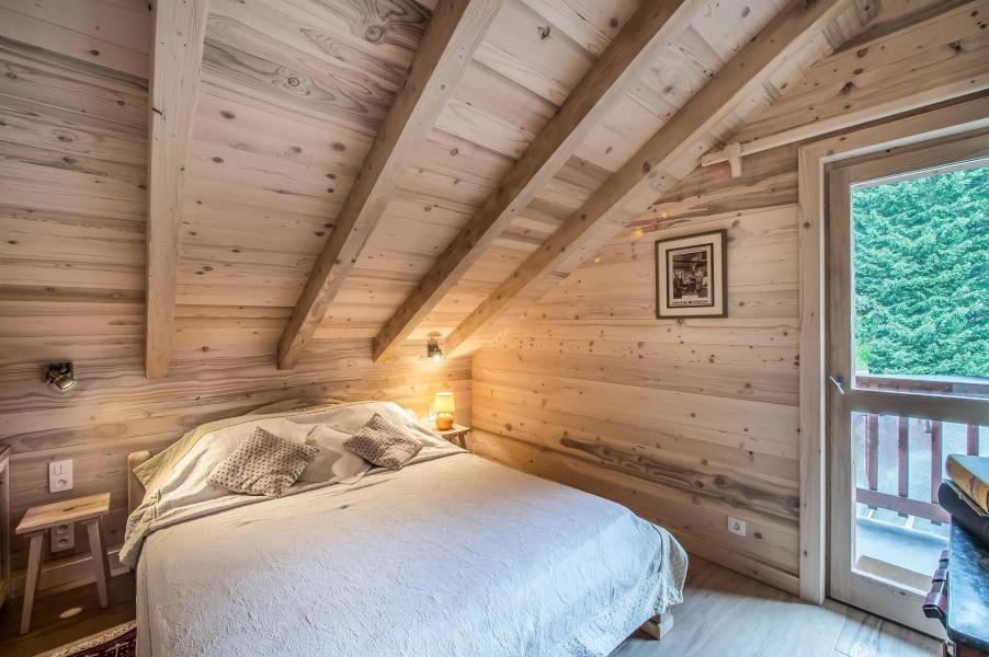 Rent in ski resort 4 room mezzanine apartment 6 people (17) - La Résidence la Forêt - Méribel - Bedroom