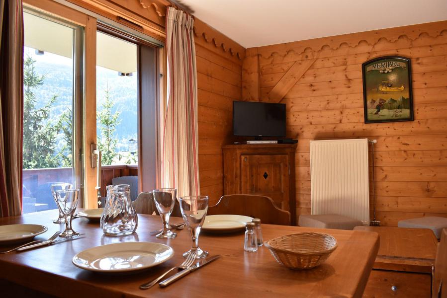 Ski verhuur Appartement 3 kamers 6 personen (13) - Les Fermes de Méribel Village - Méribel - Woonkamer