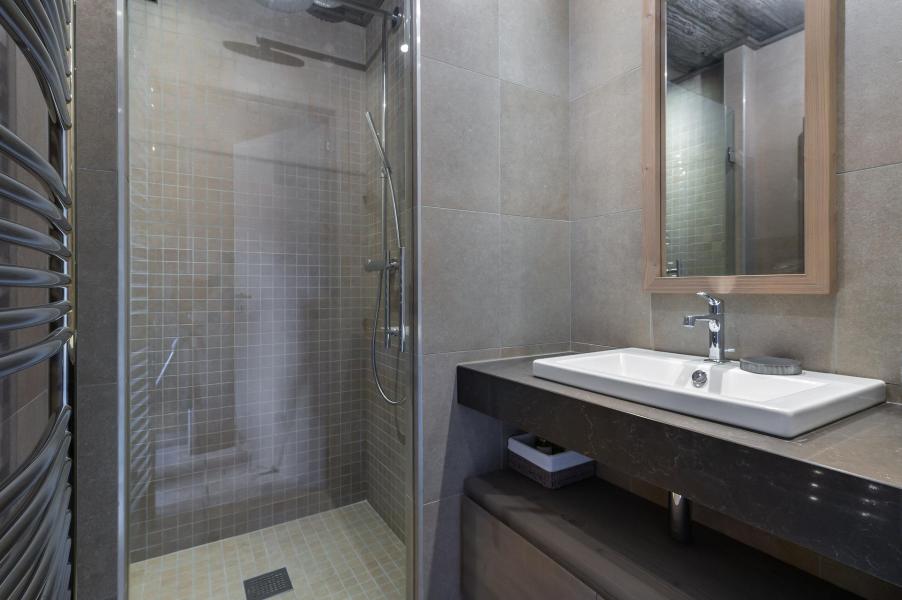 Soggiorno sugli sci Appartamento 3 stanze per 4 persone (52) - Résidence Aspen Lodge & Park - Méribel - Bagno con doccia