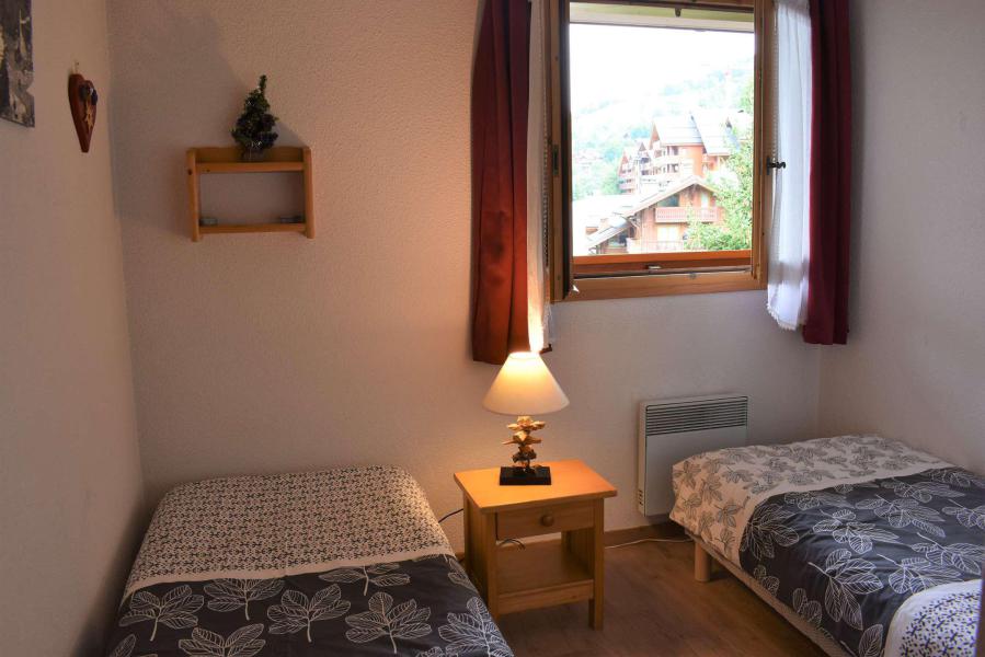 Skiverleih 2-Zimmer-Appartment für 4 Personen (38) - Résidence Cristal - Méribel - Schlafzimmer