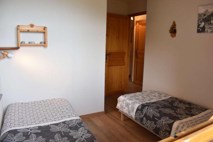 Location au ski Appartement 2 pièces 4 personnes (38) - Résidence Cristal - Méribel - Chambre