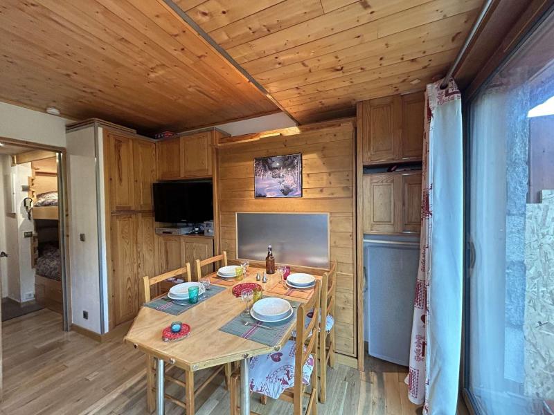 Ski verhuur Studio 4 personen (58) - Résidence Cristal - Méribel - Appartementen