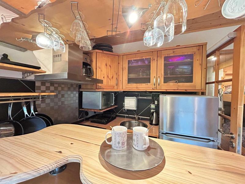 Location au ski Studio 4 personnes (58) - Résidence Cristal - Méribel - Appartement