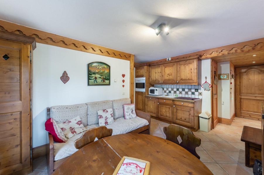 Rent in ski resort 2 room apartment 2 people (A105) - Résidence des Fermes de Méribel Village A - Méribel
