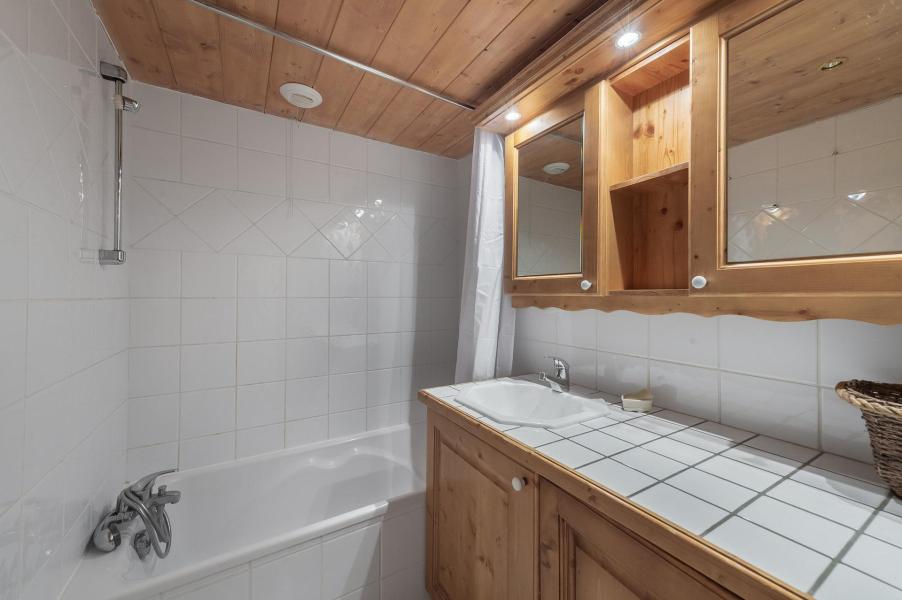 Rent in ski resort 3 room apartment 4 people (3) - Résidence des Fermes de Méribel Village Gypse - Méribel