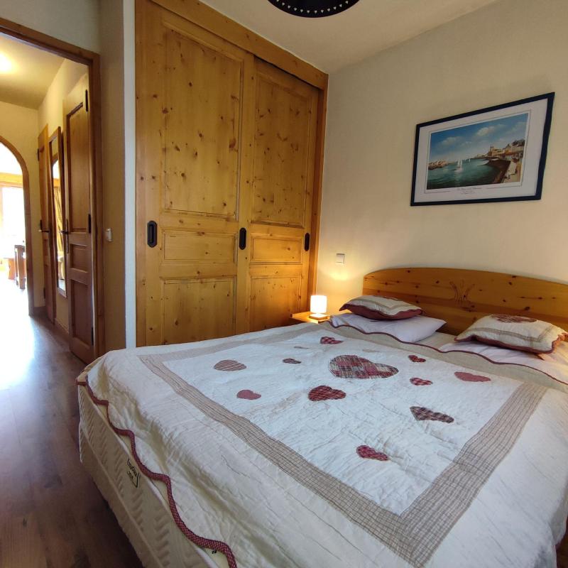 Rent in ski resort 3 room mezzanine apartment 6 people (38) - Résidence Ermitage - Méribel - Bedroom