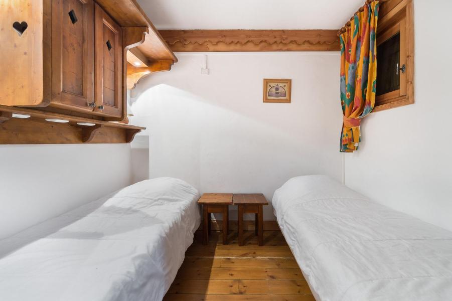 Ski verhuur Appartement 4 kabine kamers 6 personen (110) - Résidence Ferm B - Méribel - Kamer