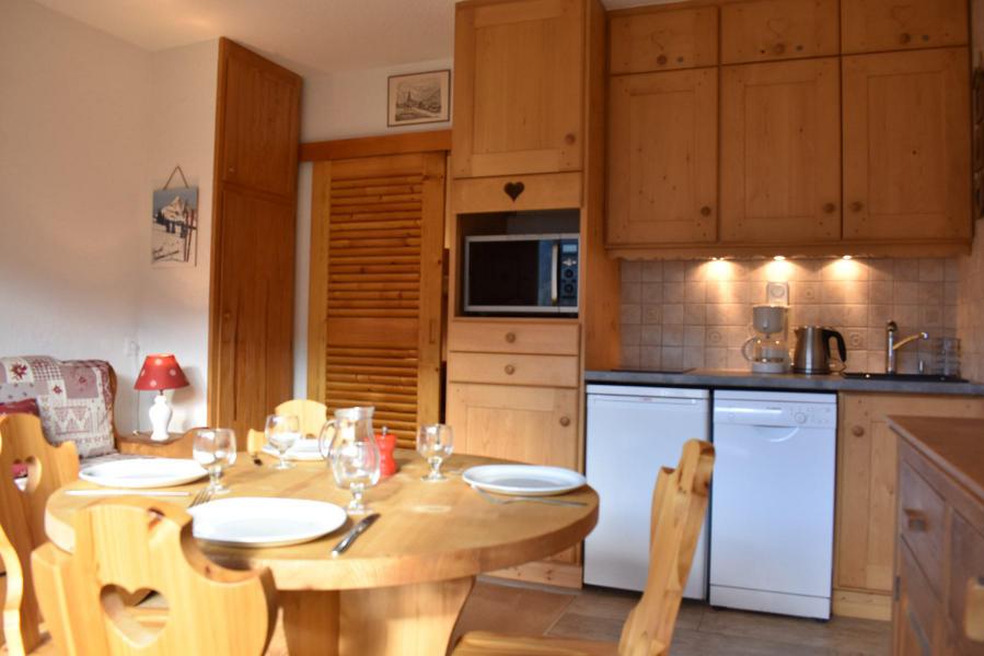 Rent in ski resort Studio 4 people (3C) - Résidence Frasse - Méribel - Kitchenette