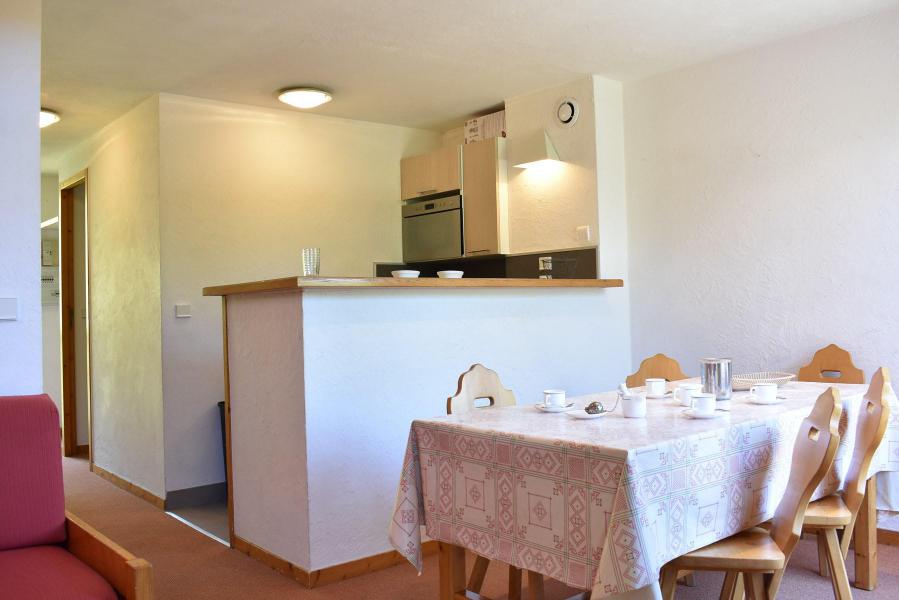 Rent in ski resort 5 room duplex apartment 8 people (18) - Résidence Hauts de Chantemouche - Méribel - Apartment