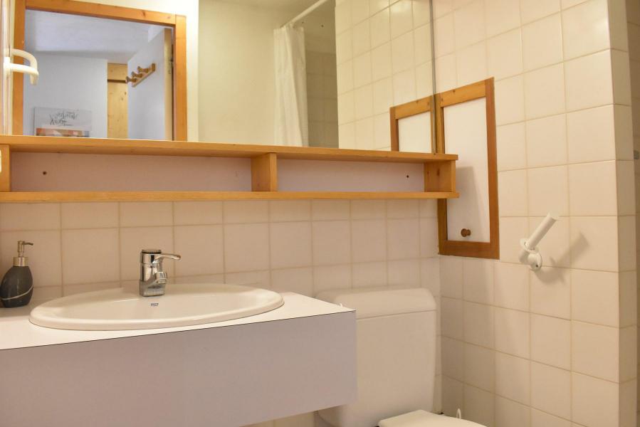 Location au ski Appartement 3 pièces 6 personnes (11) - Résidence Hauts de Chantemouche - Méribel - Salle de douche
