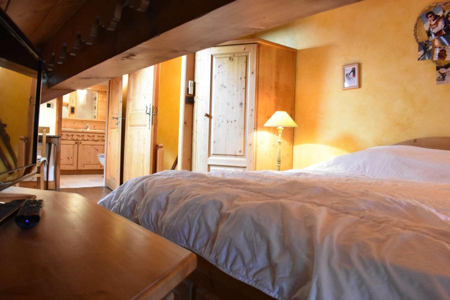 Location au ski Appartement duplex 3 pièces 4 personnes (010) - Résidence Hibou - Méribel - Chambre