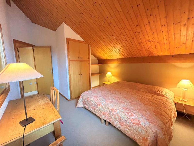 Skiverleih 3-Zimmer-Appartment für 6 Personen (22) - Résidence l'Edelweiss - Méribel - Schlafzimmer