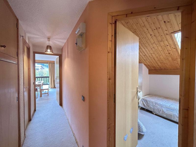 Location au ski Appartement 3 pièces 6 personnes (22) - Résidence l'Edelweiss - Méribel - Couloir