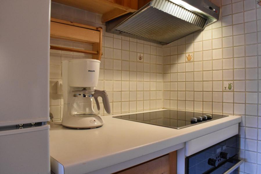 Location au ski Studio 4 personnes (19) - Résidence la Forêt - Méribel - Kitchenette