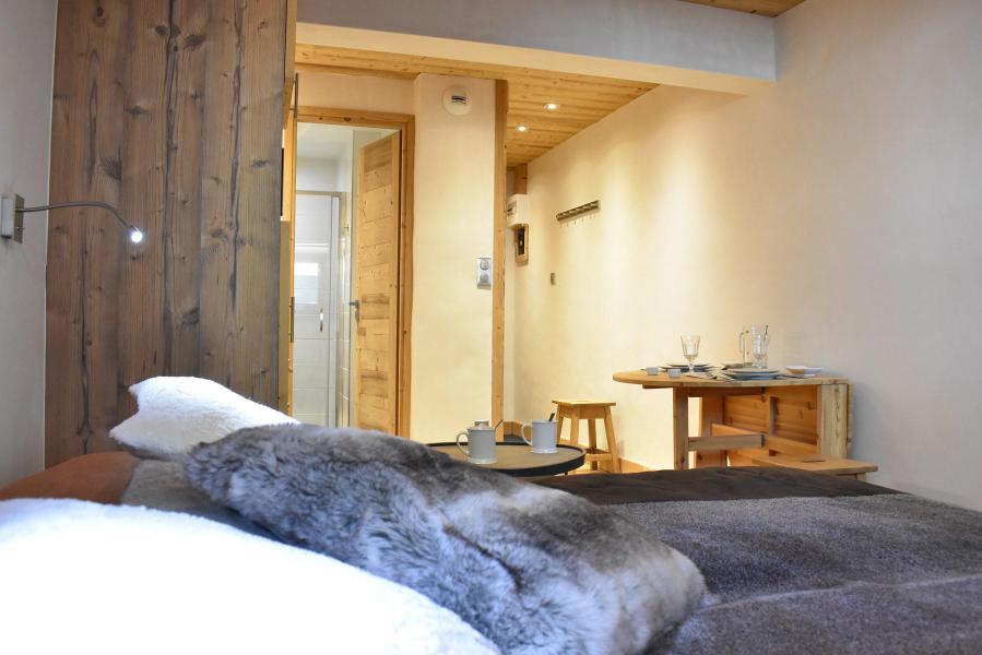 Rent in ski resort Studio 2 people (6) - Résidence le Chasseforêt - Méribel - Apartment