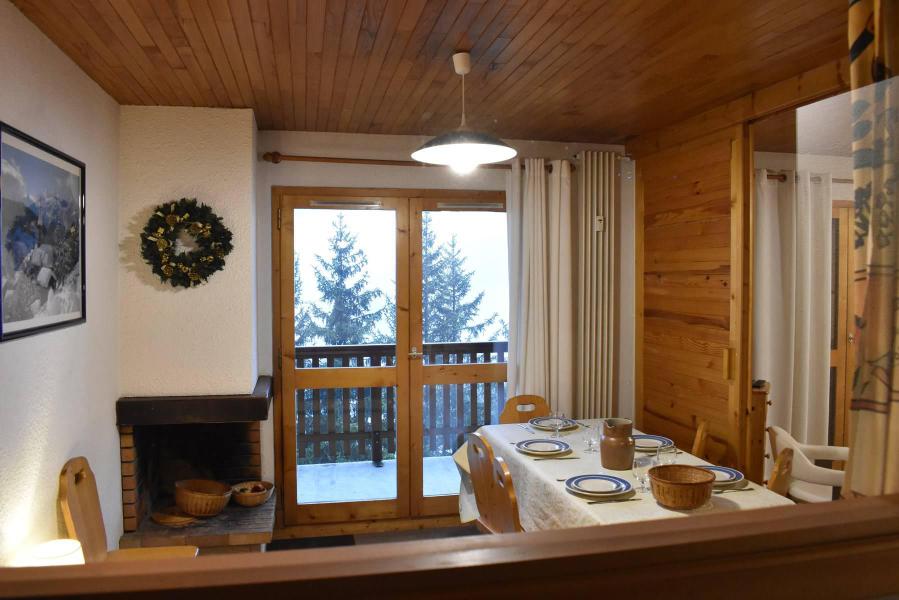 Rent in ski resort 2 room apartment 6 people (I16) - Résidence le Cirsé - Méribel - Living room