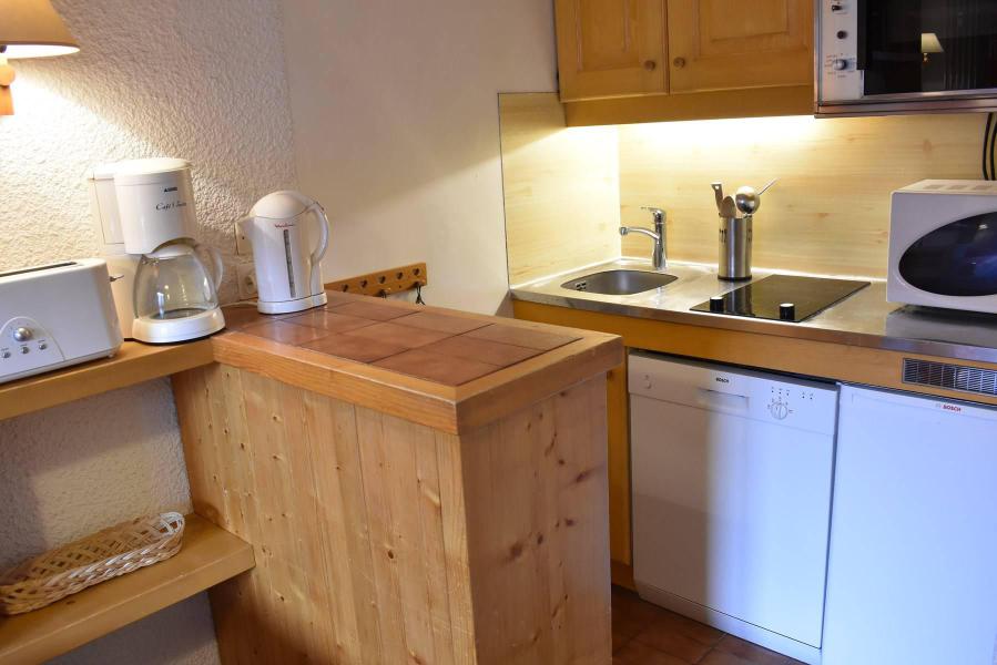 Alquiler al esquí Apartamento 2 piezas para 5 personas (J4) - Résidence le Cirsé - Méribel - Kitchenette