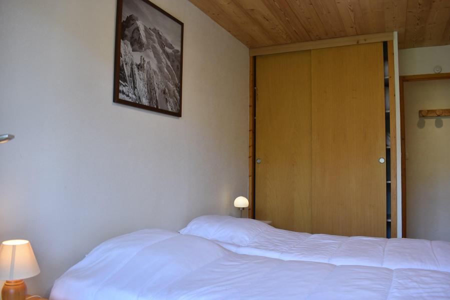 Rent in ski resort 2 room apartment 4 people (K16) - Résidence le Daphné - Méribel - Bedroom