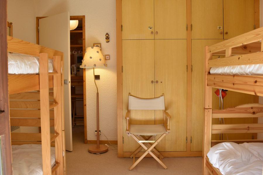 Rent in ski resort 2 room apartment 3-5 people (13) - Résidence le Genèvrier - Méribel - Bedroom