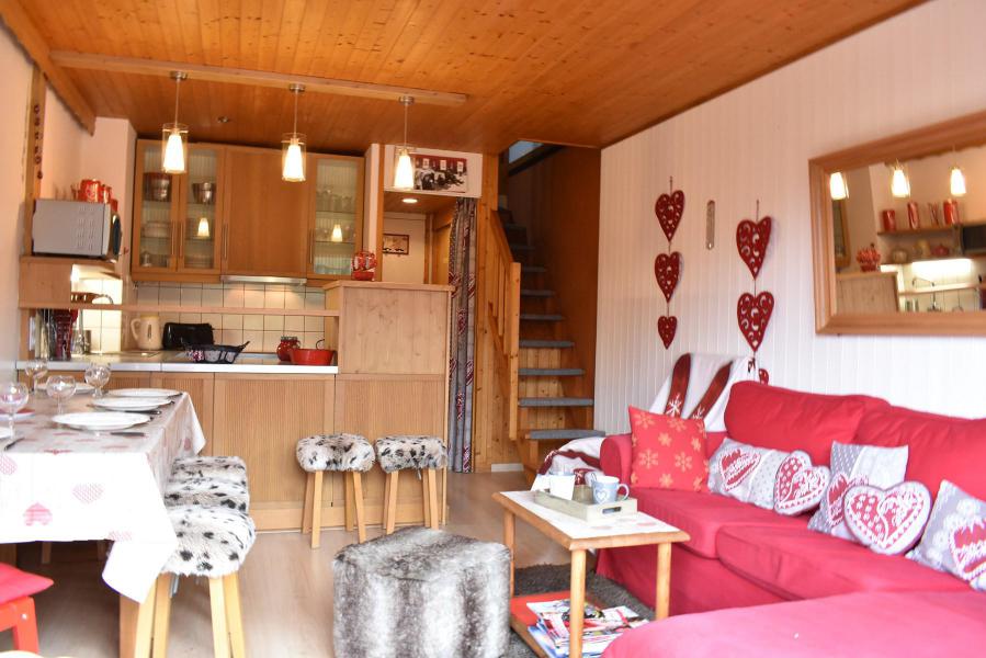 Rent in ski resort 3 room duplex apartment 6 people (031) - Résidence le Genèvrier - Méribel - Living room
