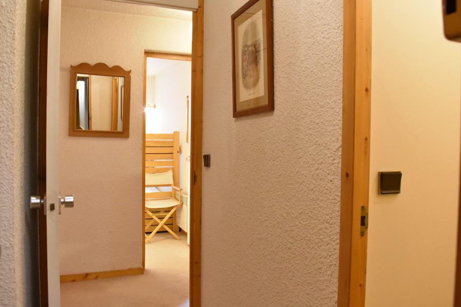 Location au ski Appartement 2 pièces 3-5 personnes (13) - Résidence le Genèvrier - Méribel - Couloir