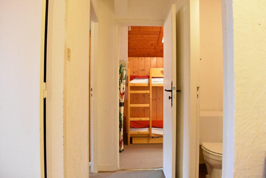 Location au ski Appartement 3 pièces cabine 6 personnes (405) - Résidence le Grand-Sud - Méribel - Couloir